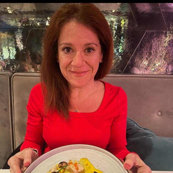 Meet your Posher, Allison - Picture 2 of 2